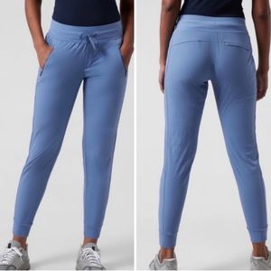 Athleta Trekkie North Joggers. Blue. Size 8Tall.